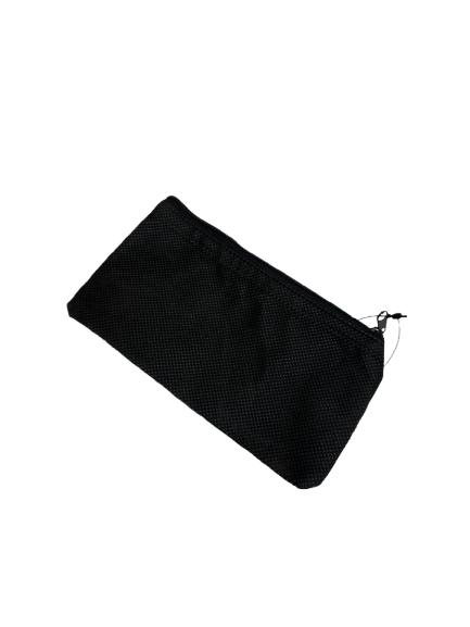 Black 17cm pouch