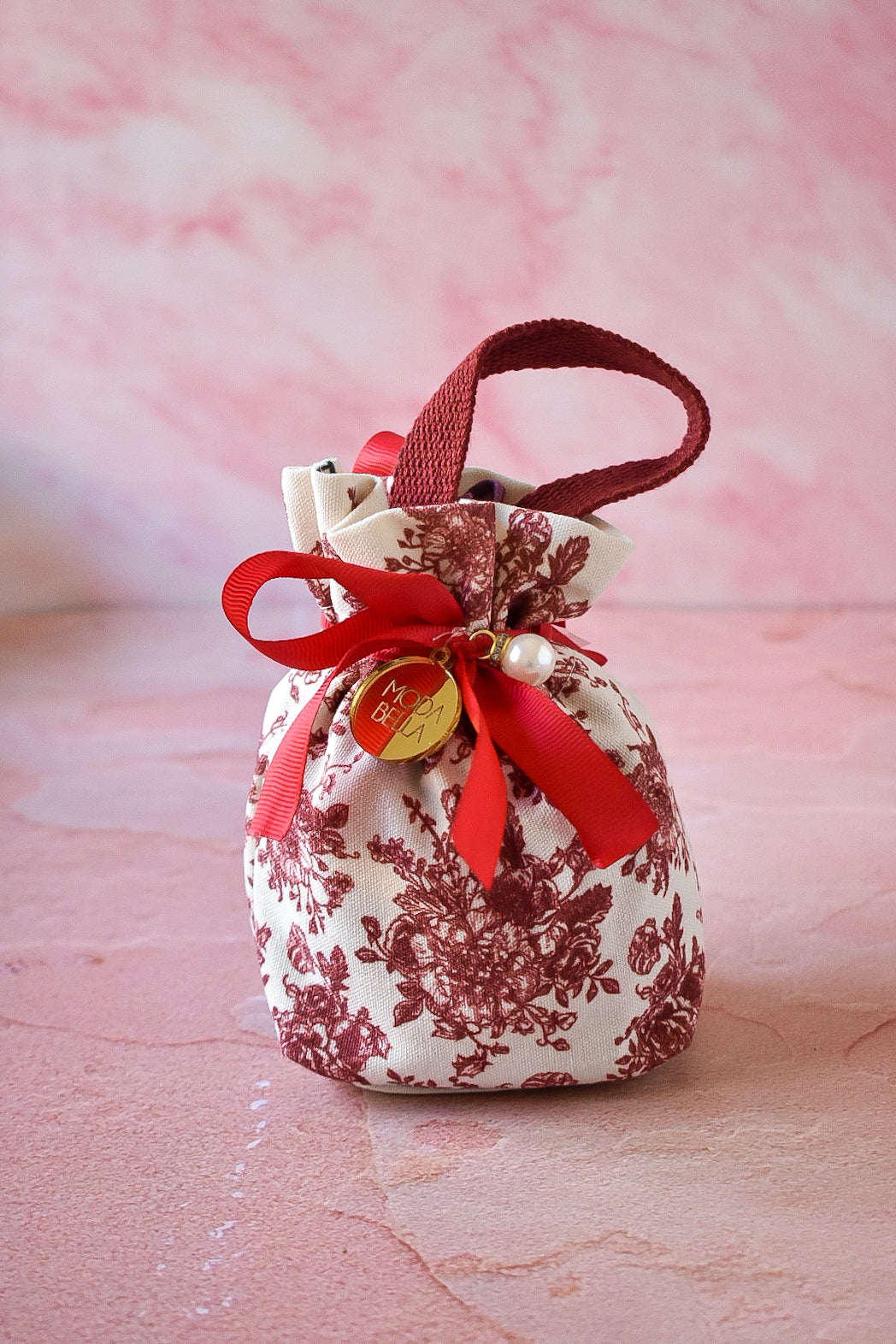 Toiles de France Gifting Collection
