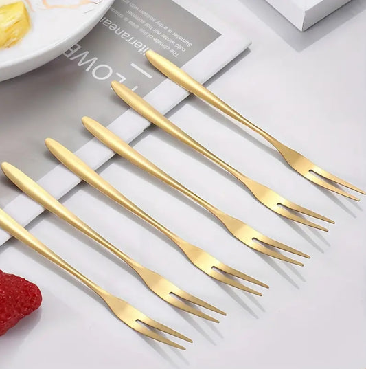 6 pc gold dessert forks