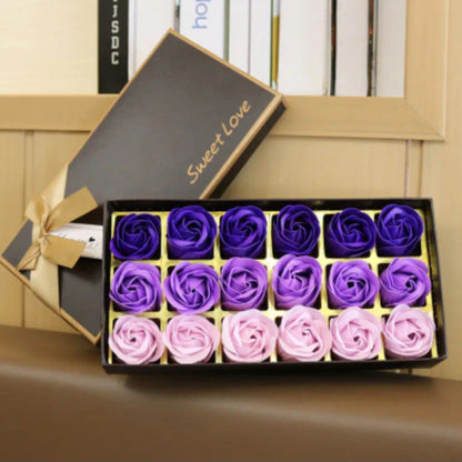 Flower Gift Box (Box damaged)