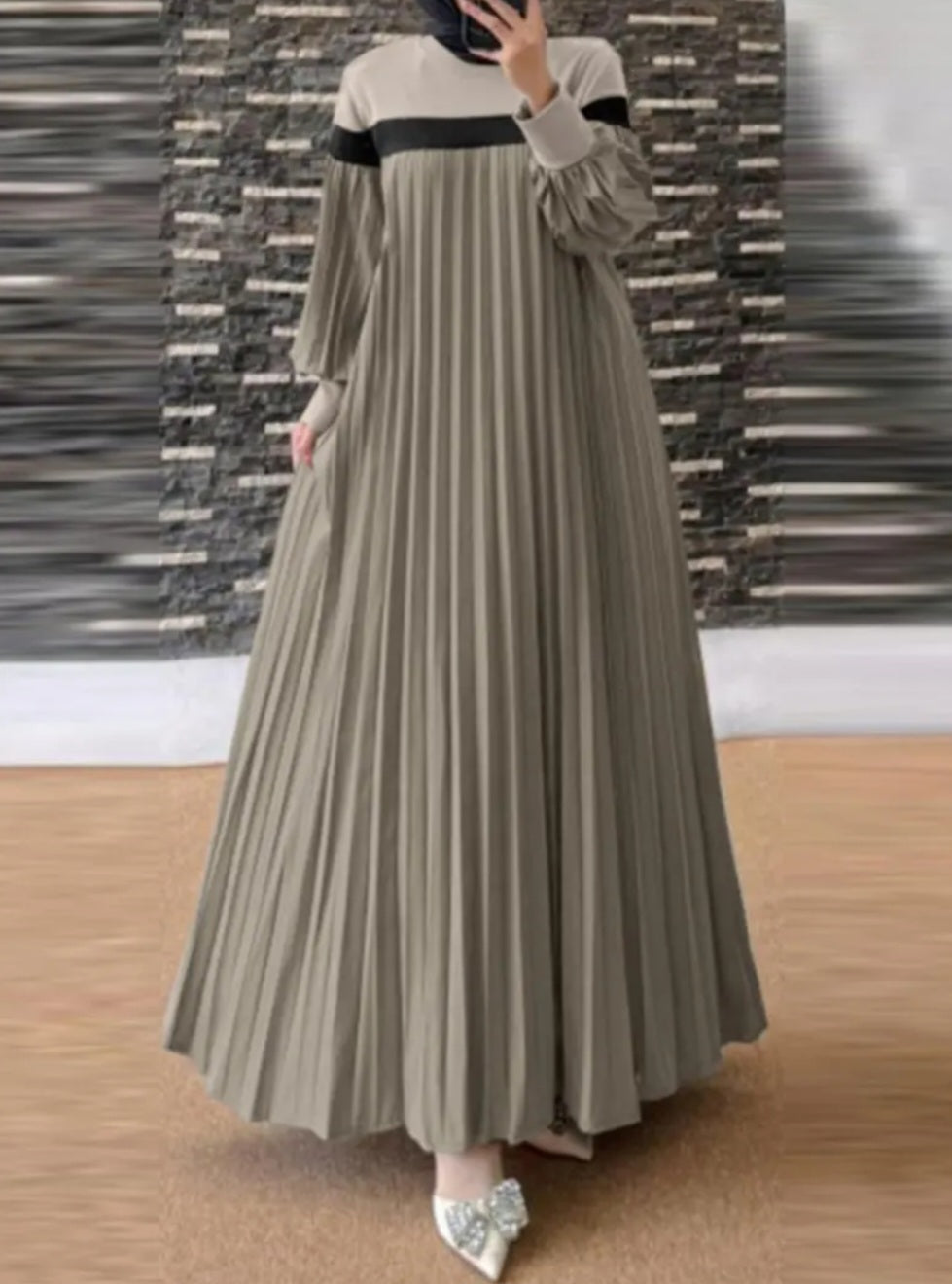 Pleated Abaya