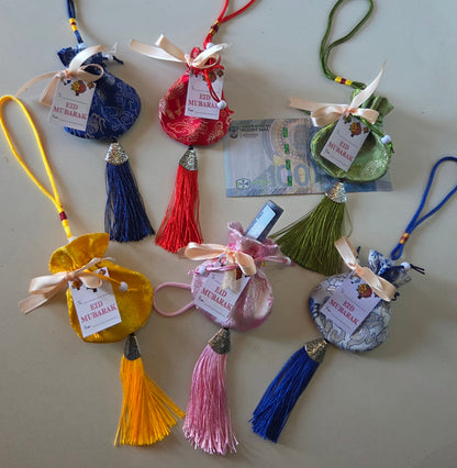 Chinese Money Wrist Pouch